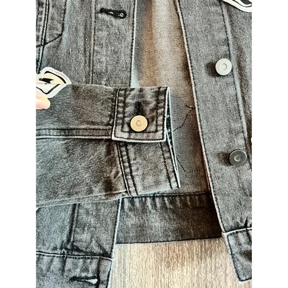 Bagatelle Denim‎ Jacket XS Gray Rose Applique Jean Trucker Coat